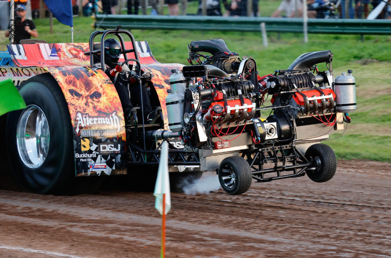 Buckhurst Plant Hire Proud to Sponsor Aftermath Tractor Pulling for Another Season