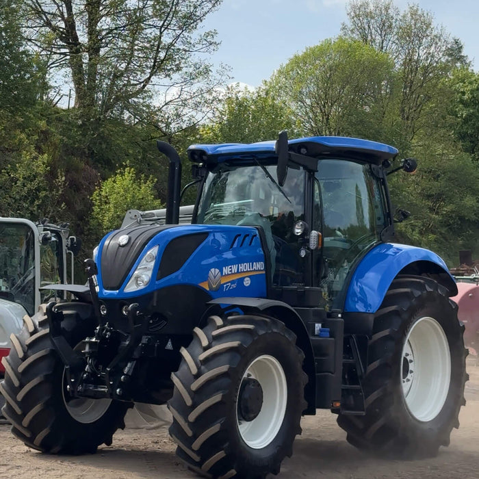 2025-New-Holland-T7.210-Tractors-Buckhurst-Plant-Hire. 